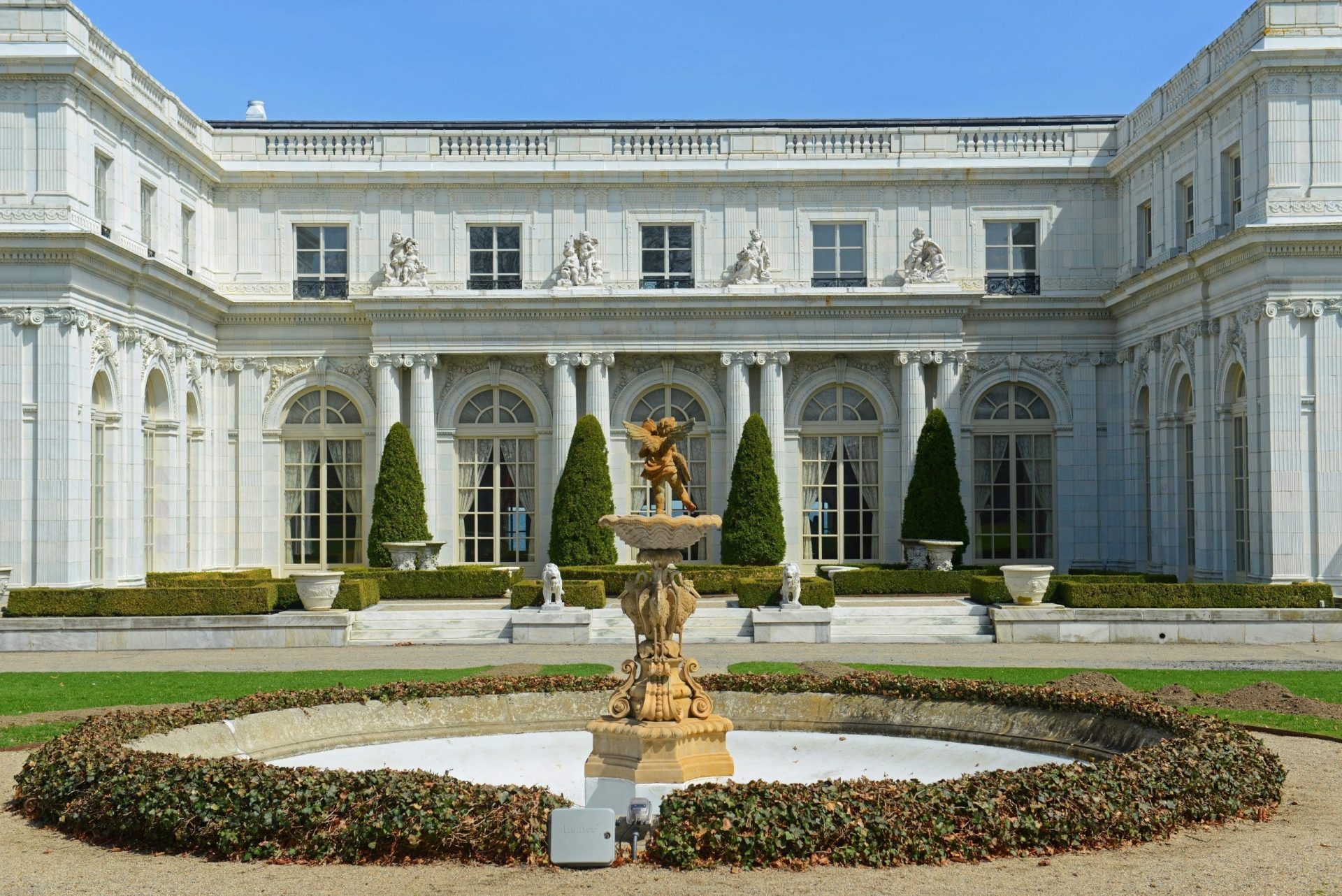  Famous Names on Newport Mansion Tours
