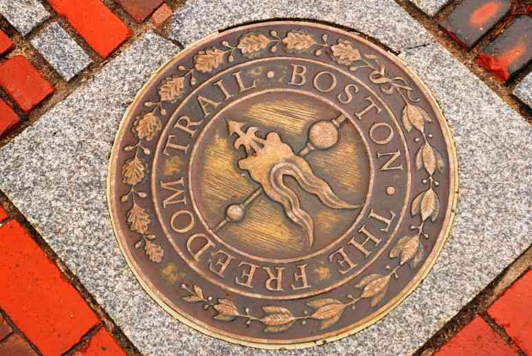 Boston Freedom Trail & Bunker Hill Monument Self-Guided Walking Tours Bundle