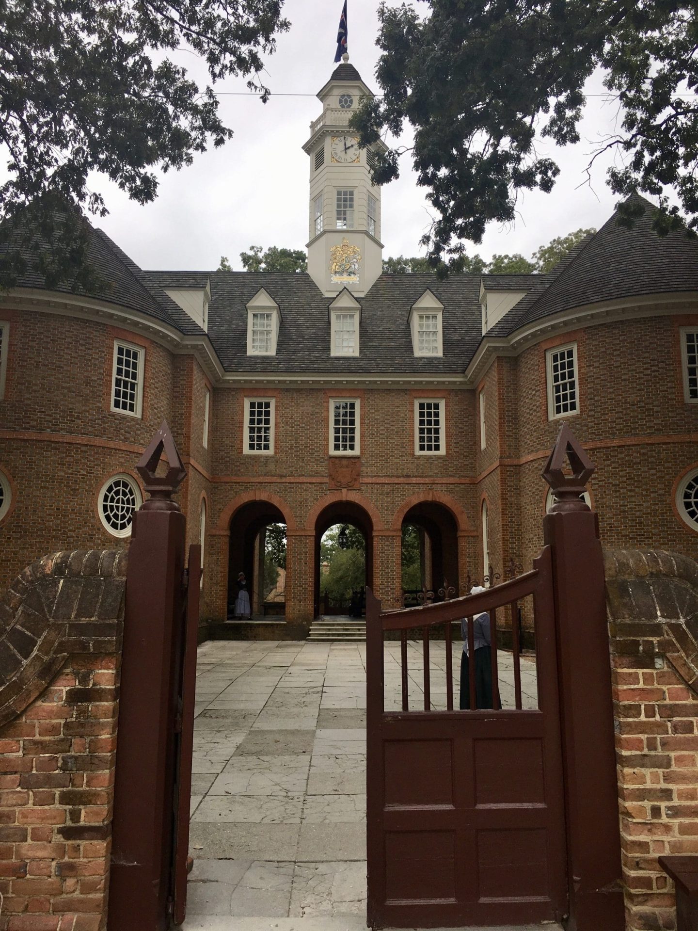 are dogs allowed at colonial williamsburg