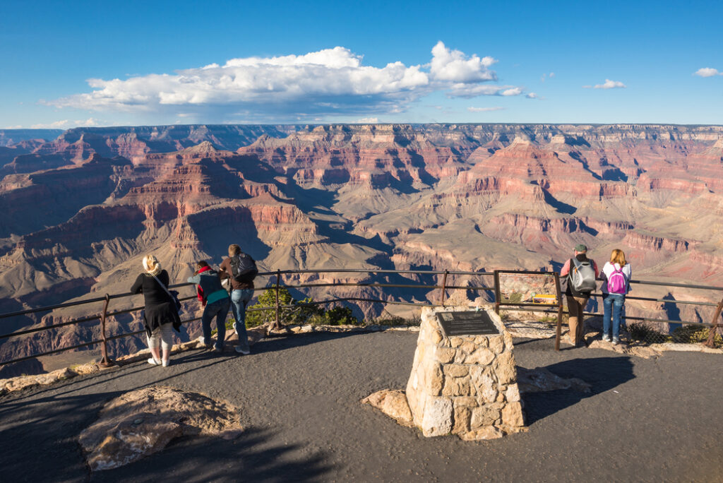 Can you go to the Grand Canyon without a tour?