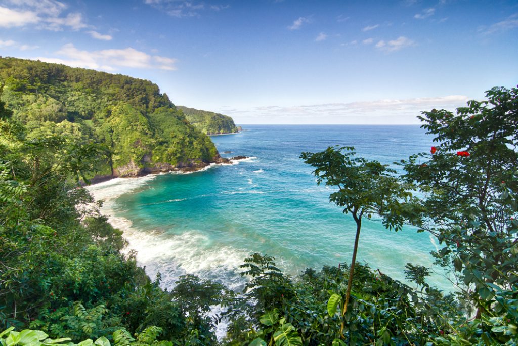 What time should you leave for the Road to Hana?