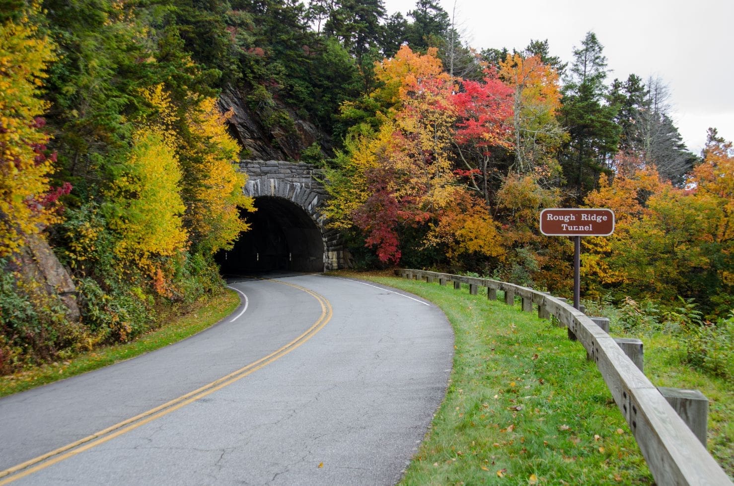 Blue Ridge Parkway Scenic Drive Self-Guided Tour