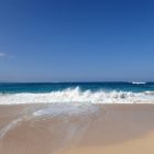 Which Hawaiian island has the best beaches?