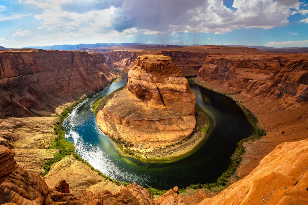 Is Horseshoe Bend in the Grand Canyon?