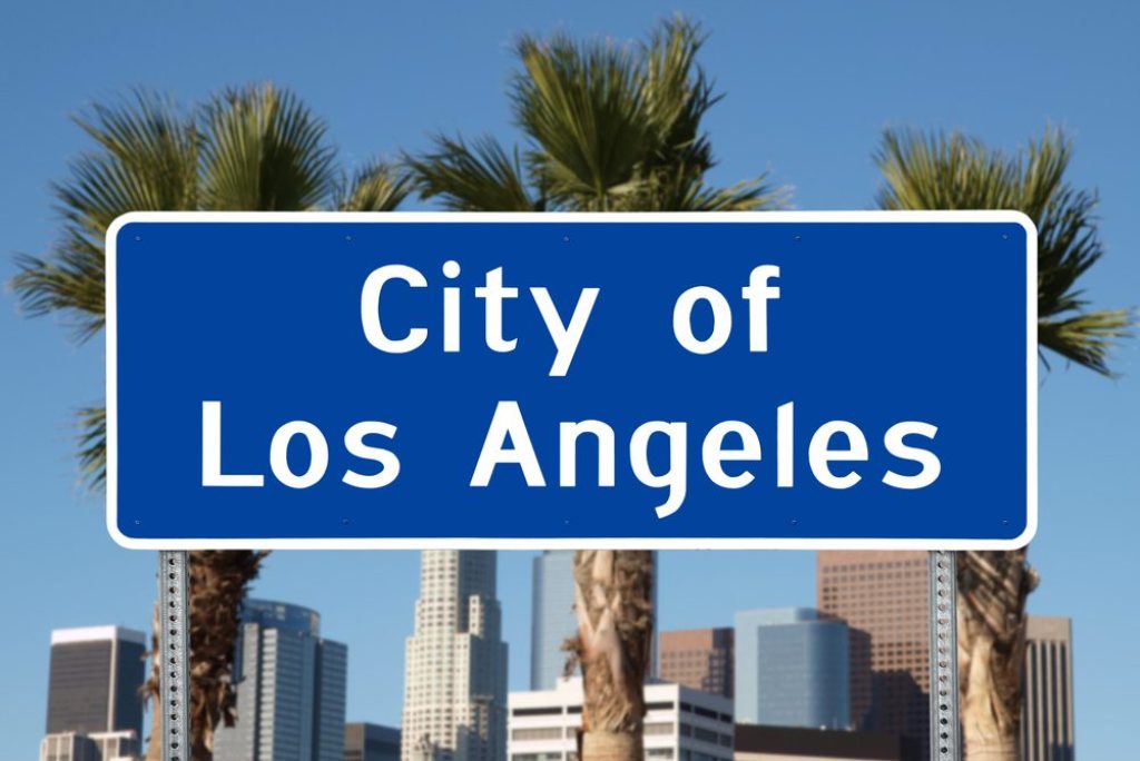 What are the best inexpensive tours in Los Angeles?