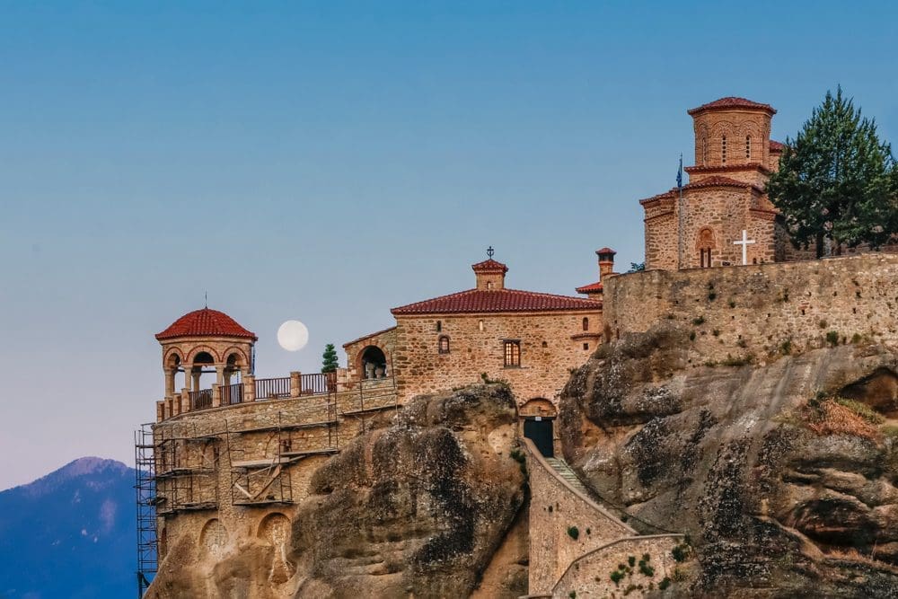 Self-Guided Driving and Walking Bundle of Tours of Meteora