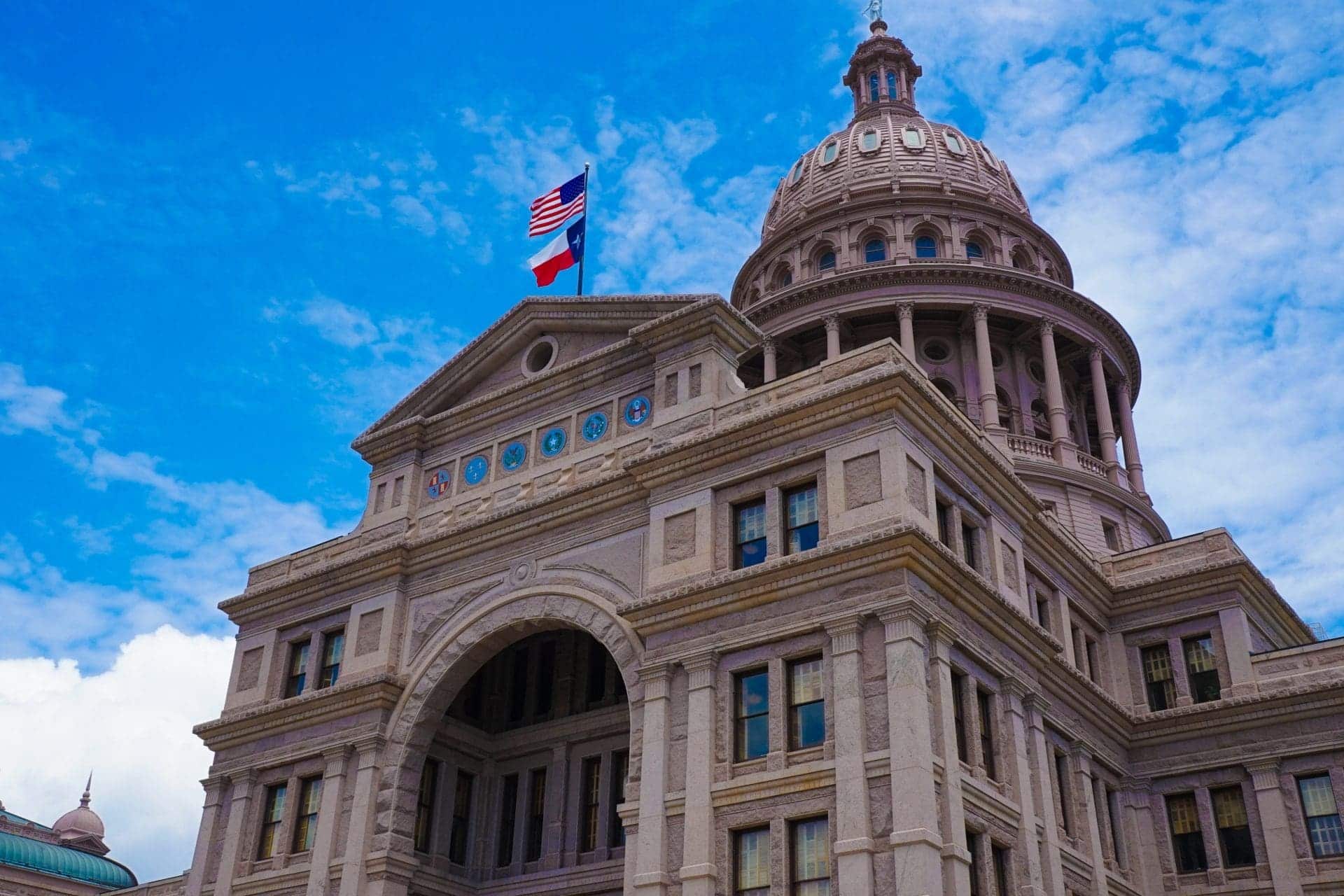 Why is the Texas State Capitol worth visiting?