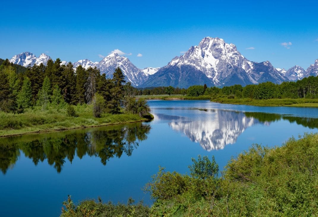 Can You Drive from Grand Teton to Yellowstone?